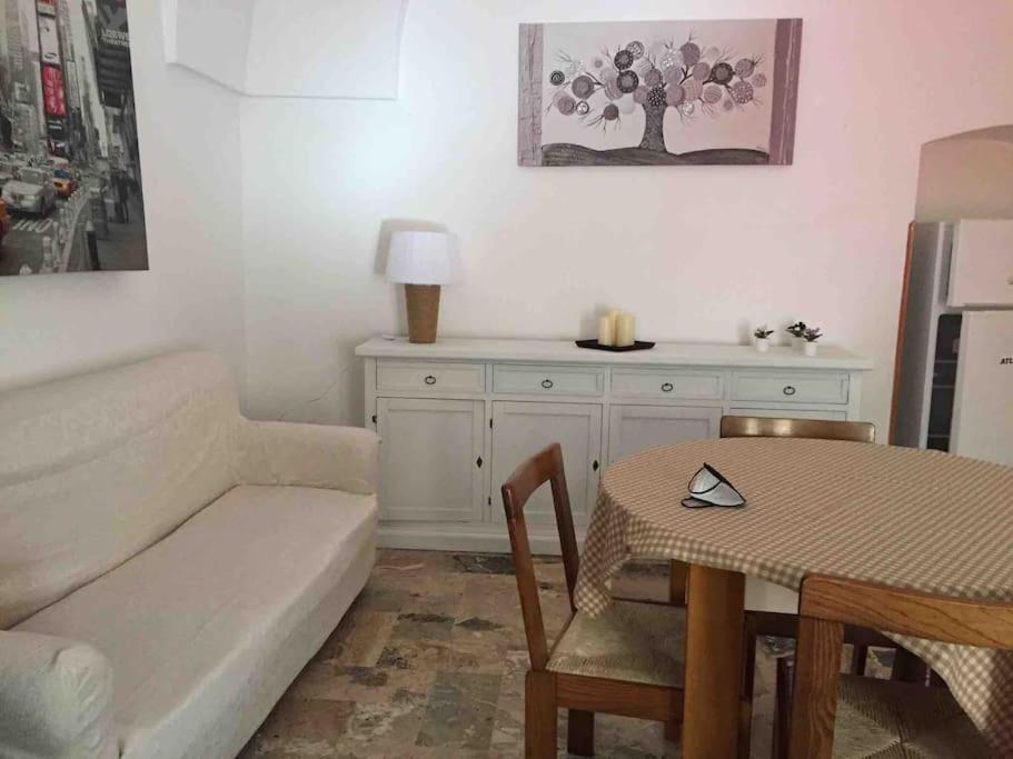 Appartement Alloggio Incantevole Storico à Carovigno Extérieur photo