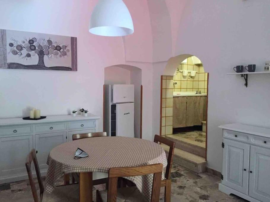 Appartement Alloggio Incantevole Storico à Carovigno Extérieur photo