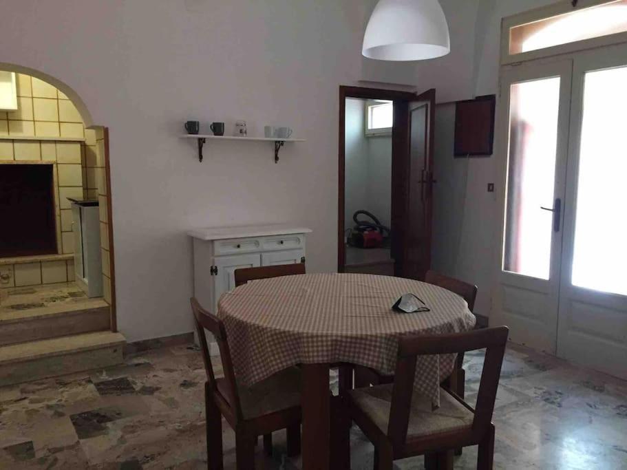 Appartement Alloggio Incantevole Storico à Carovigno Extérieur photo